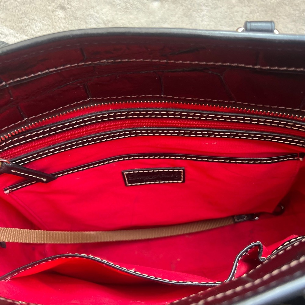 Dooney‎ & Bourke Denison Brielle Espresso Croc Embossed Leather Tote Black Trim - Picture 12 of 16